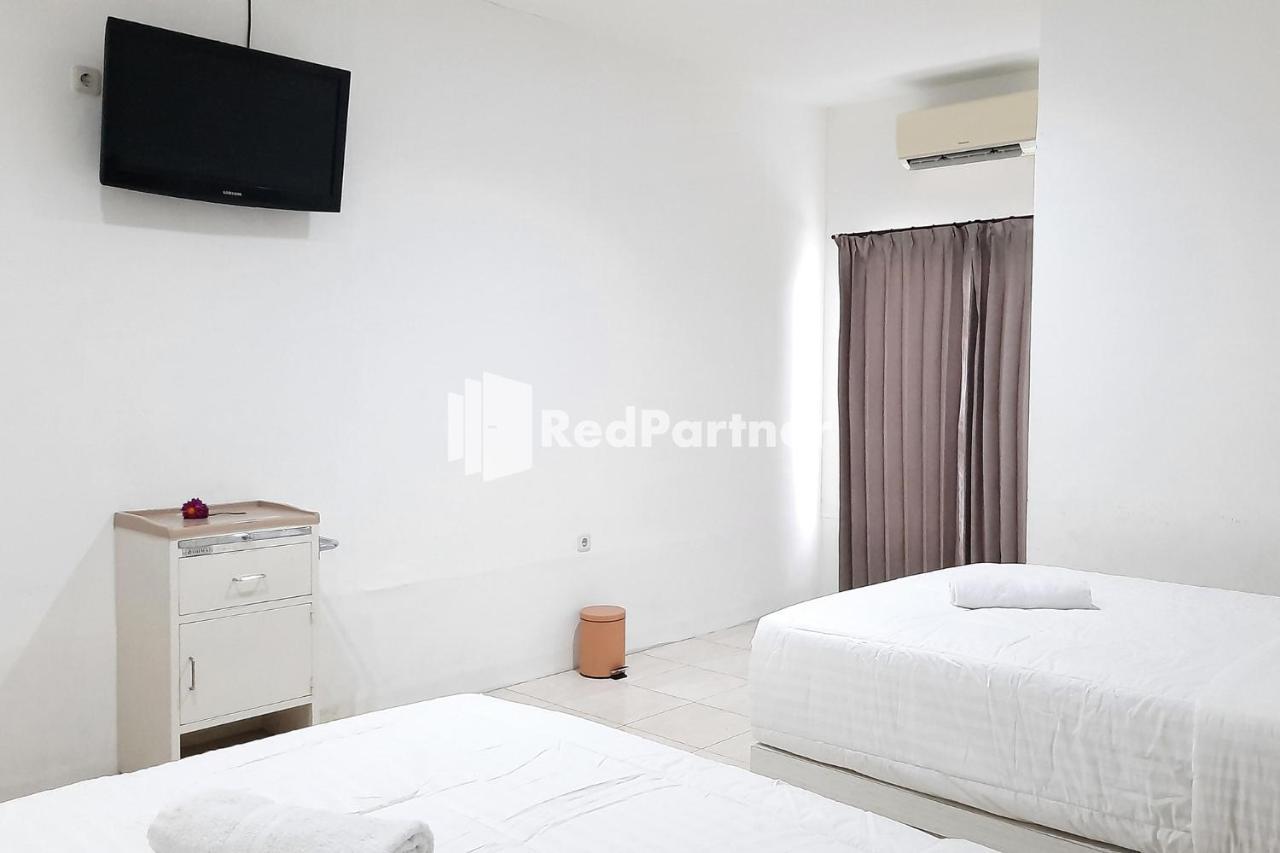 Roemah Proklamasi Syariah RedPartner Padang  Bagian luar foto