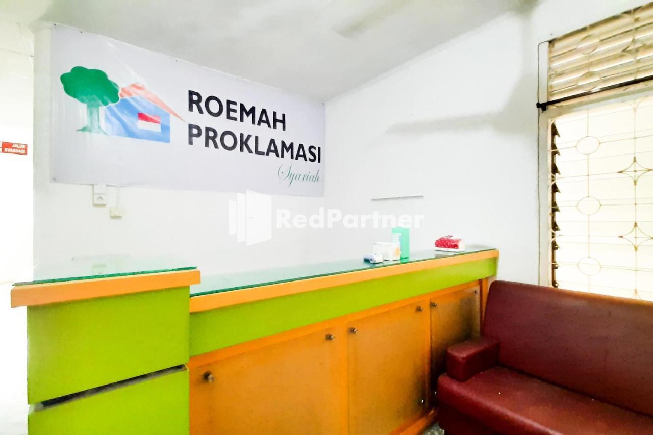 Roemah Proklamasi Syariah RedPartner Padang  Bagian luar foto